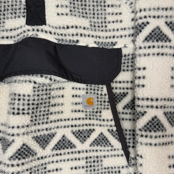 Carhartt Women’s Relaxed Fit Fleece Pullover Geometric Aztec Design Style 104922 - Picture 3 of 13